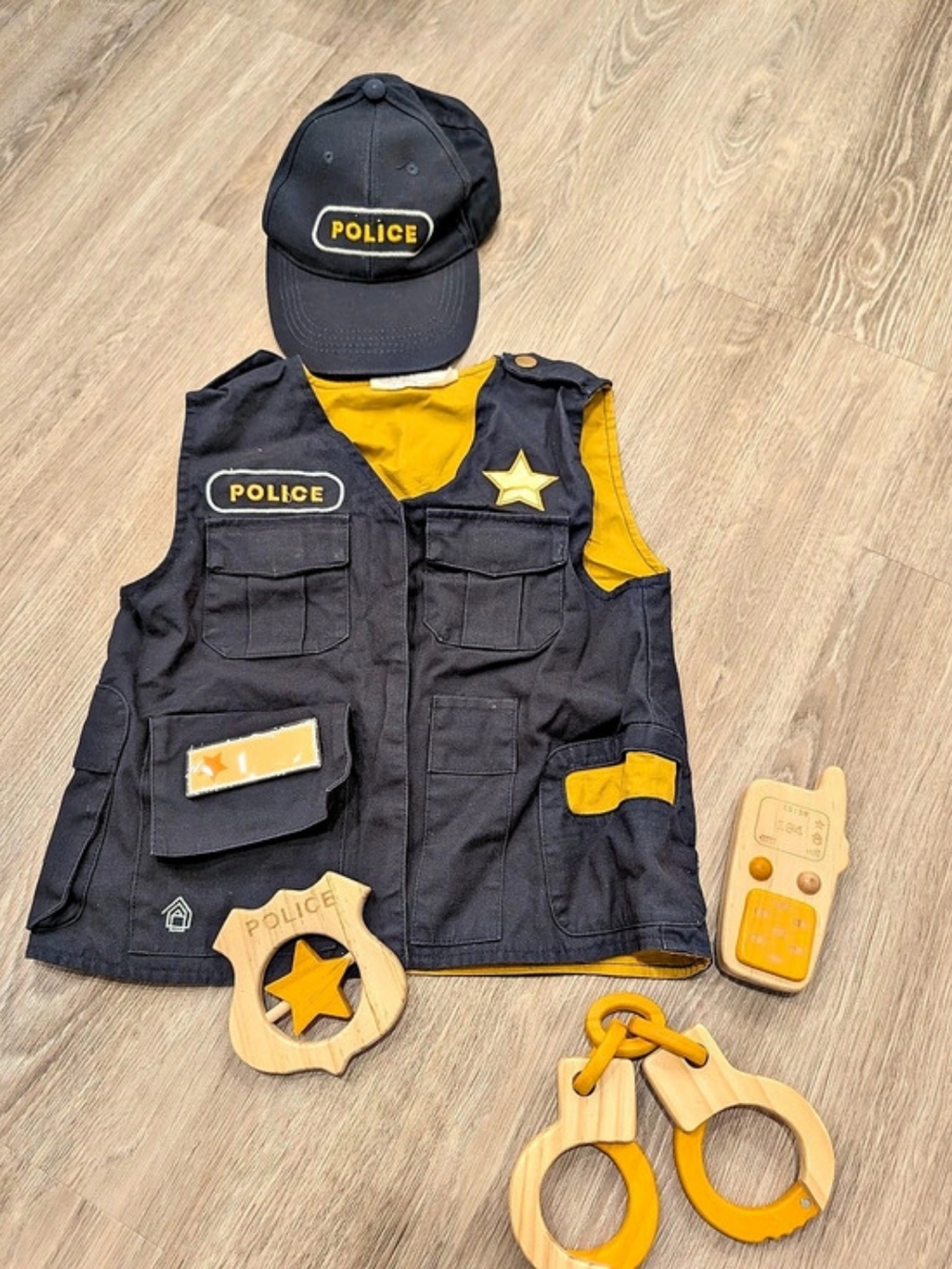 Village Police Costume Set Boys Size 4/5T Like New